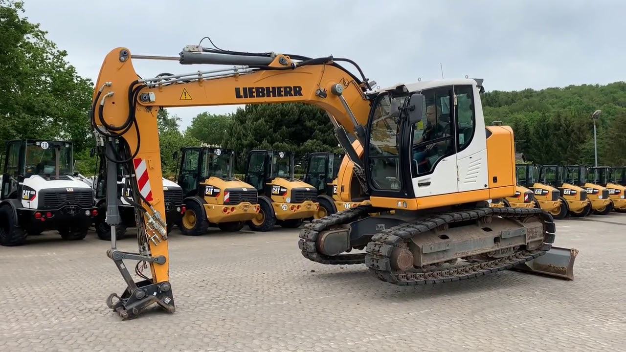 (4071) Liebherr R 914 Compact Kettenbagger - YouTube