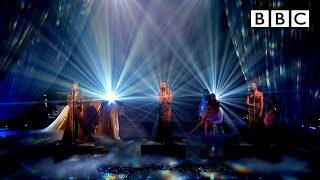 Unreal Little Mix performance! 😲 'Secret Love Song' @LittleMix The Search - BBC