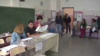 Polls open in Ankara, Istanbul and Diyarbakir