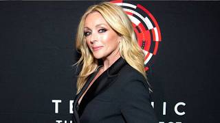 Jane Krakowski Captivates in Stunning New Photos