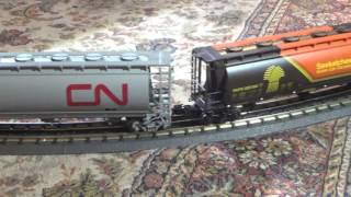 Lionel O Scale Set Canadian Pacific Grain Train