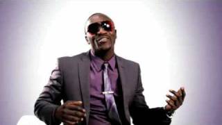 Akon - Beautiful (HQ)
