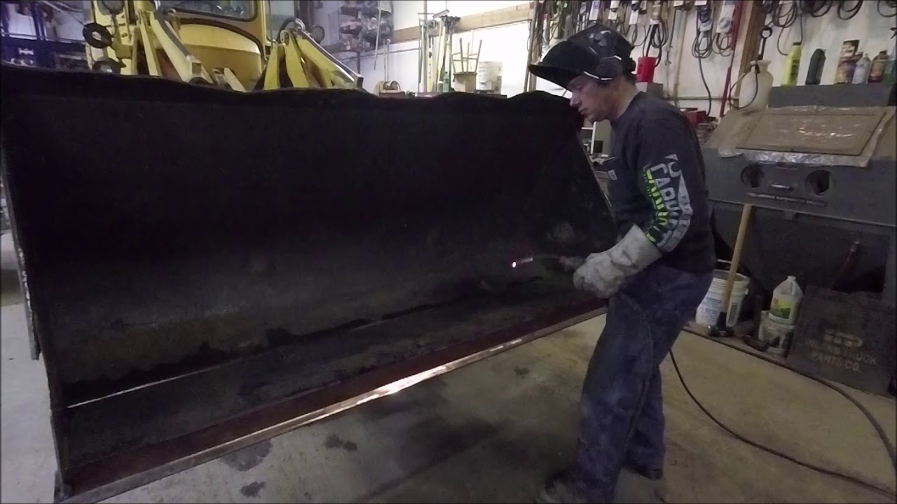 Welding Hardox - YouTube