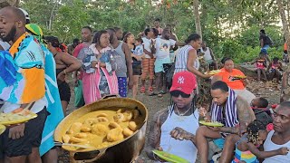 Over 100 people | 3 pots of coconut dumplings | 1 bus 8 car load of people | We
