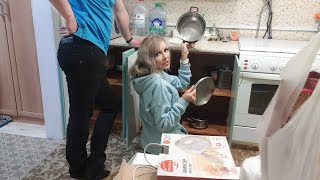 Переезд НАЧАЛСЯ 🙌 | Что могли, ТО УВЕЗЛИ | Изучаем СОДЕРЖИМОЕ ДОМА 🏡