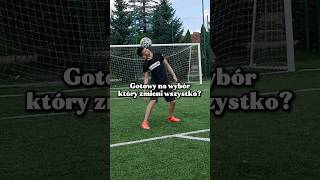 Którą tabletkę wybierzesz? Messi czy Ronaldo? 🔥⚽ Decyduj TERAZ! #viralvideo #viralshort #football