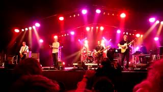 The Proclaimers at Cambridge Folk Festival 2012 "5oo miles"