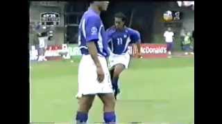 هدف البرازيل الثاني على انجلترا رونالدينهو كأس العالم 2002