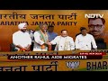 punjab congress veteran sunil jakhar joins bjp days after quitting party