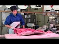 giant bluefin tuna cutting master world’s sharpest tuna knife. japan street food