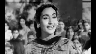 Nutan singing in her voice - Paying Guest (1957)