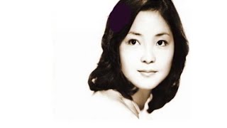 愛的使者 (日文) - 鄧麗君｜ 人待ち顔で - テレサ・テン Teresa Teng  🇯🇵 ♬ 👗