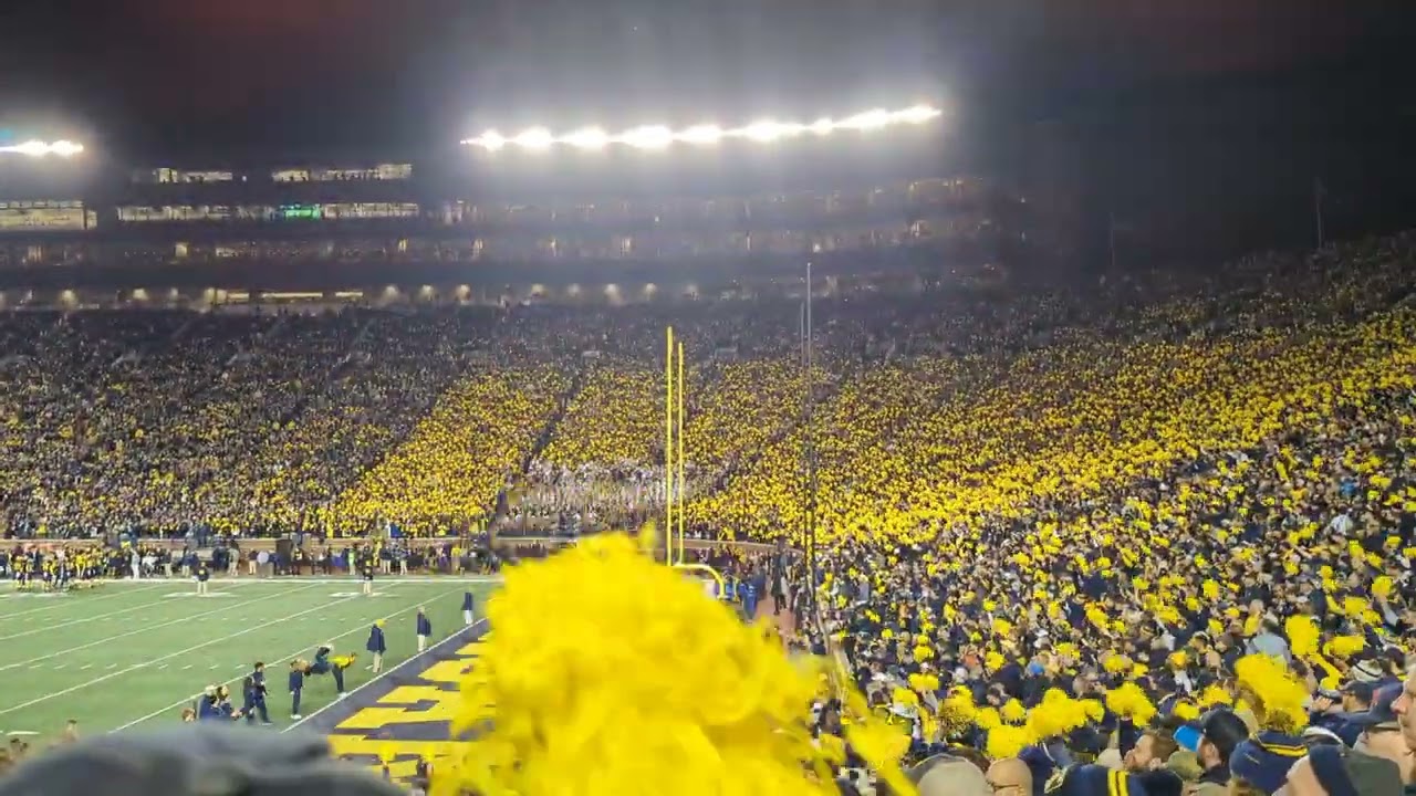 Pump It Up! Michigan V Michigan State Under The Lights In Ann Arbor ...