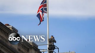 Security across London ramps up as people wait hours to see the queen