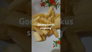 Goreng kukus singkong, sisa singkong kukus semalam, ennnett.. enak banget