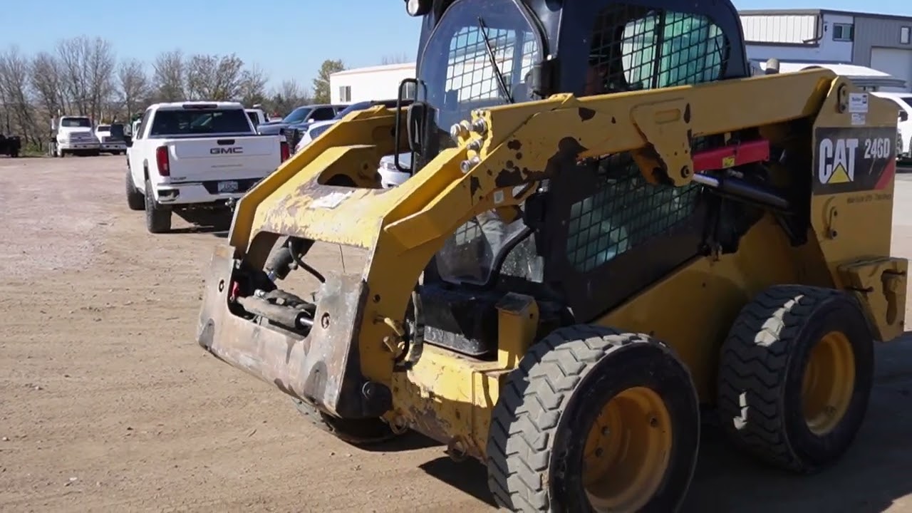 BigIron Auctions Cat 246D 2 Speed High-Flow Skid Steer - YouTube