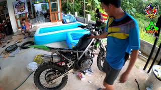 KLX150 รื้อเปลี่ยนขนาดลูกสูบและเสื้อใหม่ ทำกันเองเลย Enduro Thailand วิบากสุดมัน Ep.153