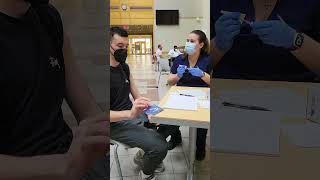 Students Give Flu Shots