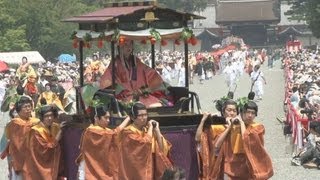 平安王朝の行列、優雅に   葵祭、新緑の都大路