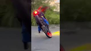 DUKE 250 STOPI | Jaanu Stunts | Janu Stunt |Motovloger janu | janu Stuntz Vlogs|#shorts #stunt#ktm