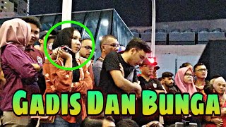 Bob pandai ubah rentak muzik berlainan dari muzik asal. Yg bestnya kena je dengan setiap lagu tu.