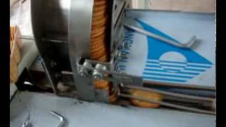 biscuit packing machine with auto feeder