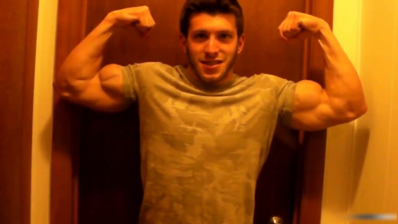 Hot Guy Flexing