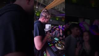 DJ Ravish Trolling Crowd In Guwahati | Windows Error | Abhi Toh Party Shuru Hui Hai | Live DJ Video