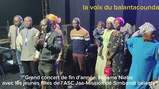 Concert de fin d'année Ndiama Niaba avec les jeunes filles de l'ASC Jaa-Mission de Simbandi balante.