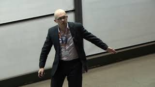 Scaling the Maths of Life