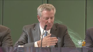 De Blasio Argues For Giving Released Prisoners Gifts