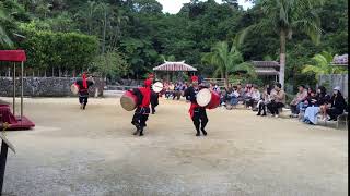 沖縄「琉球村」の踊り