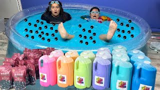 MAKING THE WORLD'S LARGEST BOBBA TEA IN A POOL!!