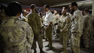 Justin Trudeau makes unannounced stop in Kuwait to visit Canadian troops