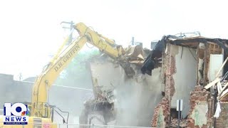 Demolition continues in Vinton after fire