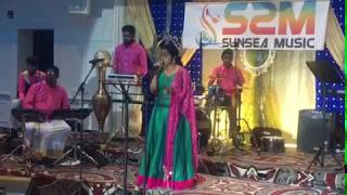 Alagu Malar Aada song - Vaidhegi Kathirunthal | performed by Sunsea music band Canada