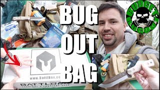 UNBOXING: Bug Out Bag / 72 Hour Survival Kit (w/Survival Knife) -- BattlBox Mission 34 (& Xmas Gear)