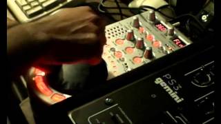 Behringer Tweak Alizer DFX69 - Musica experimental