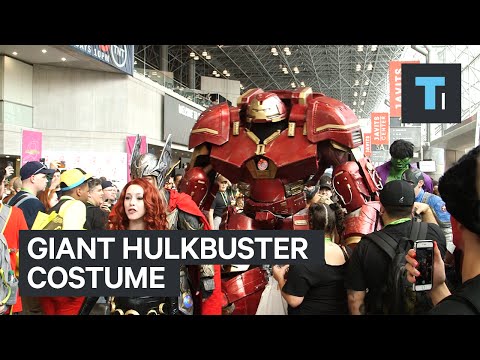 Giant Hulkbuster costume wins New York Comic Con Giant Hulkbuster costume wins New York Comic Con