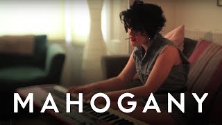 Spark - Shut Out The Moon | Mahogany Session