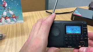 Unboxing and a brief overview of the Retekess V-115 FM/AM/SW portable radio