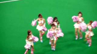 090505 広島戦 ５回終了後のダンスタイム♪