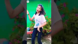 milne bulati hai jungle pahad mein#dance #shortvideo #viral