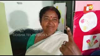 Odisha ULB Polls | Congress Mayor Candidate From Cuttack, Giribala Behera Casts Her Vote