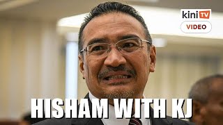 Anti-vaxxers: Hisham agrees with Khairy