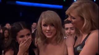 盘点Taylor Swift在全美音乐奖历年来的得奖迄今为止霉霉总共收获了23座AMA奖杯