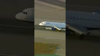 JetBlue Nose Landing Gear Failure #shorts