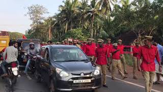 ഇങ്ങനെയും ജനങ്ങളെ ചിരിപ്പിക്കാം...... റെഡ് വളണ്ടിയർ മാർച്ച്