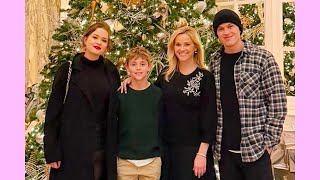 Reese Witherspoon Celebrates Christmas With Lookalike Kids in Heartwarming Family Photo