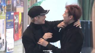 [fancam] 151123 슈키라 GOT7 마크(MARK) 뱀뱀(BAMBAM) 뽀뽀 벌칙수행 하기